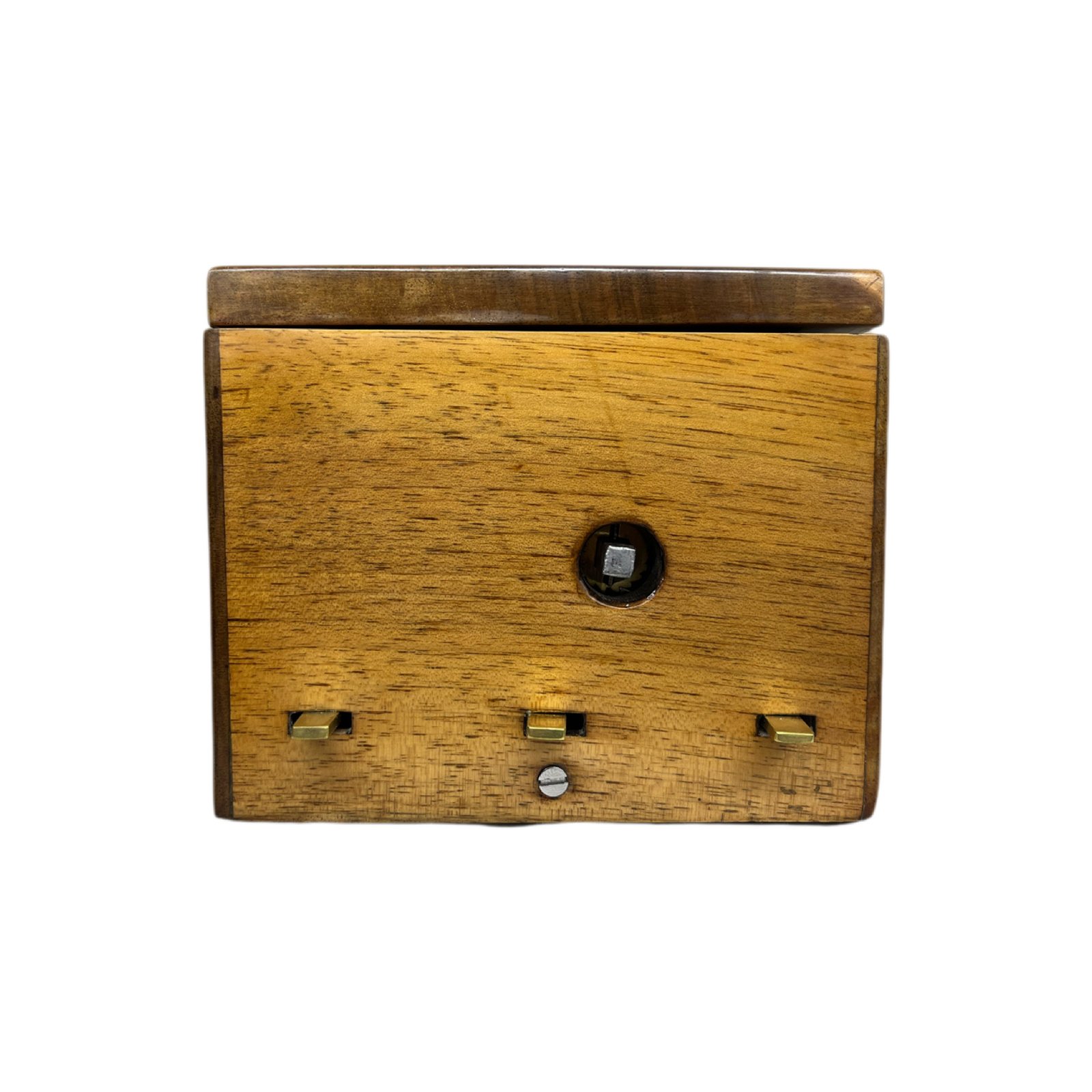 f nicole music box left