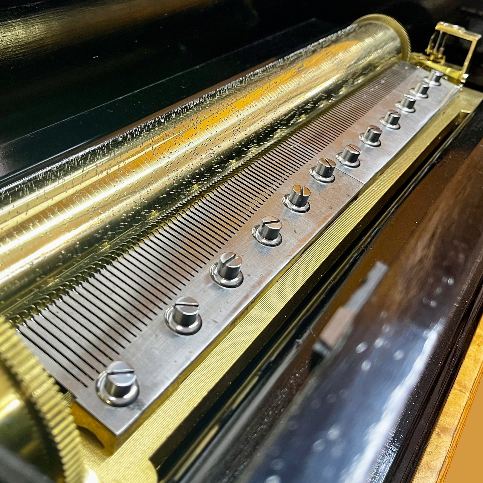 pvf 8 air antique musical box m8pvf1 4